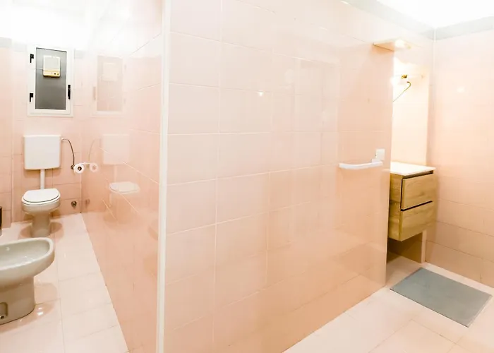 Realkasa Arienti 아파트 *